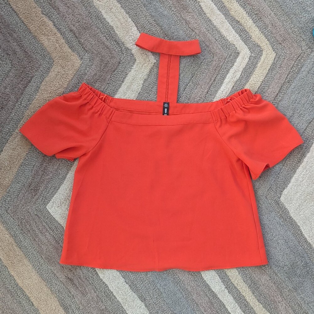 Design Lab Off-the-Shoulder Shirt